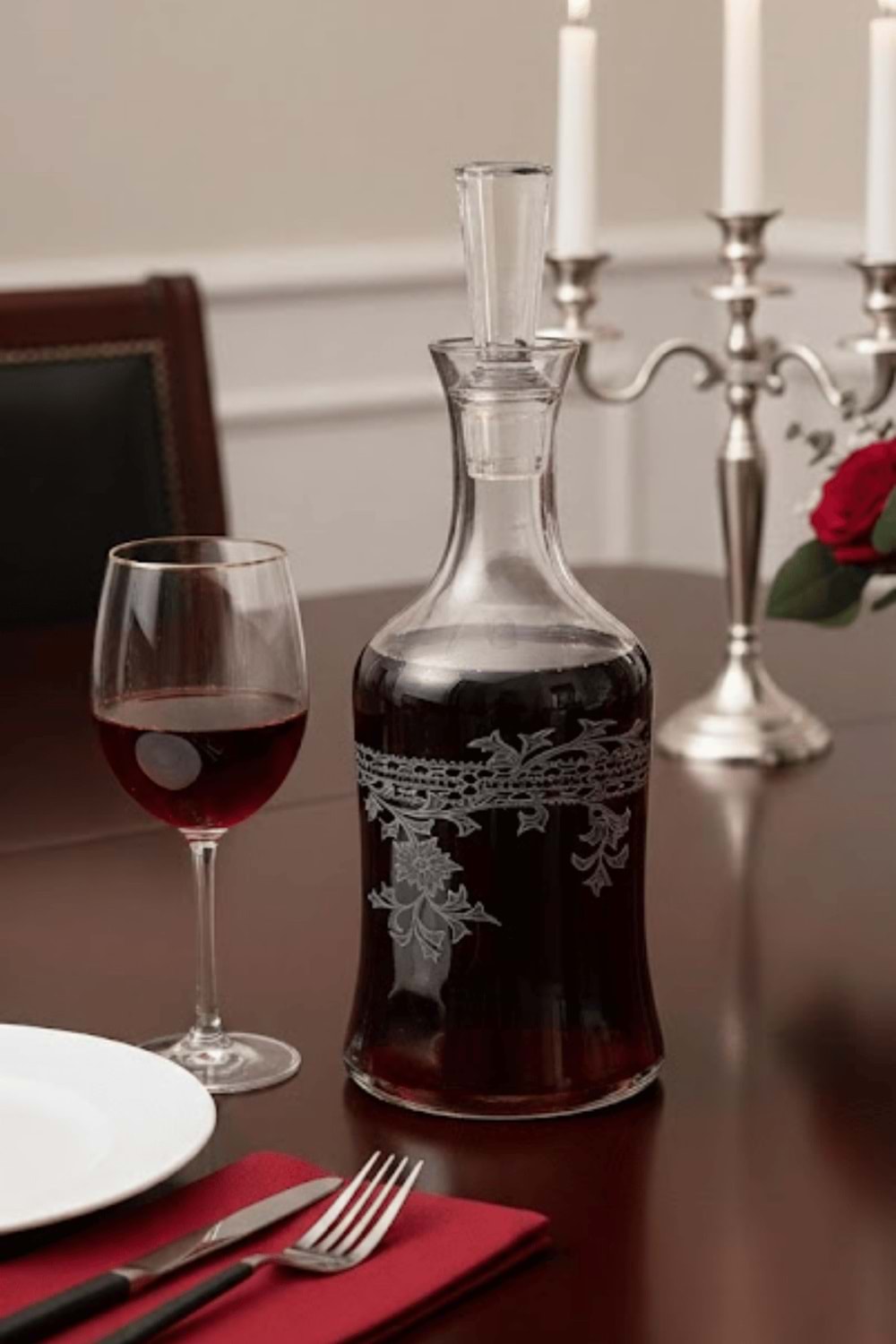 1300 ml El Yapımı Şeffaf Cam Karaf – Florale Model Su Meşrubat ve Kokteyl Servis Sürahisi