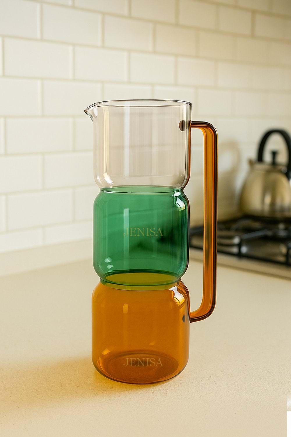 Renkli Katmanlı Cam Sürahi – Modern Tasarım, 1.6 Litre Kapasiteli