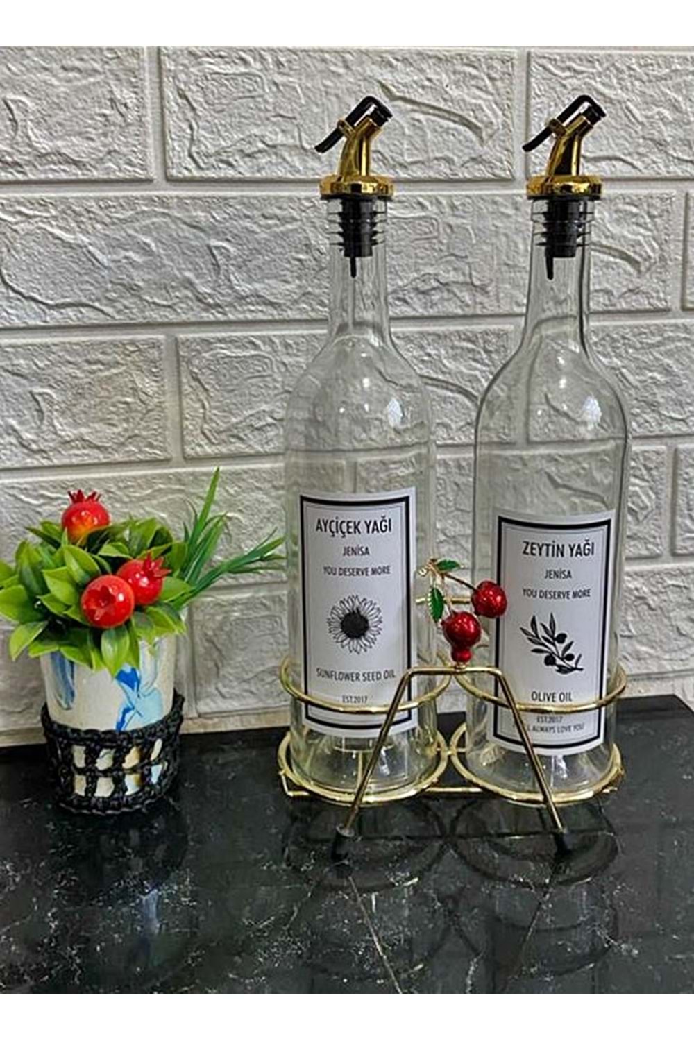Altın Standlı Kiraz Figürlü 750Ml Şeffaf Şişe Altın Akıtıcılı Etiketli Yağlık Yağdanlık
