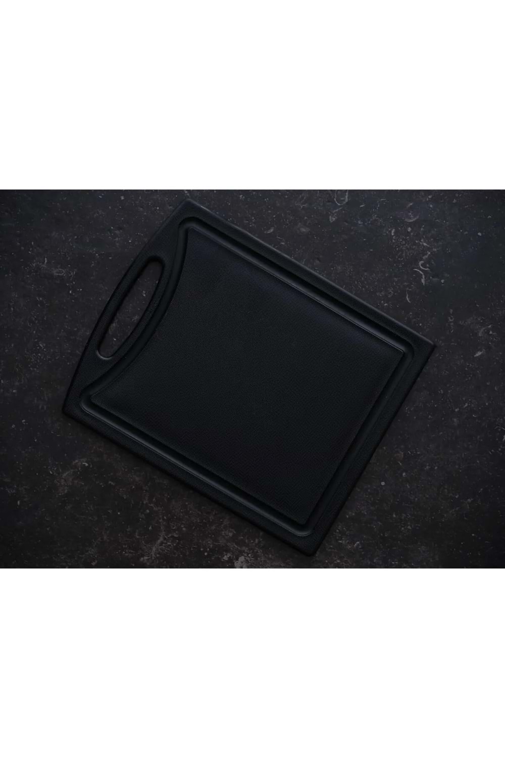 Polietilen Kesme Tahtası Oluklu Tutacaklı 32,5*26,5*1 Cm
