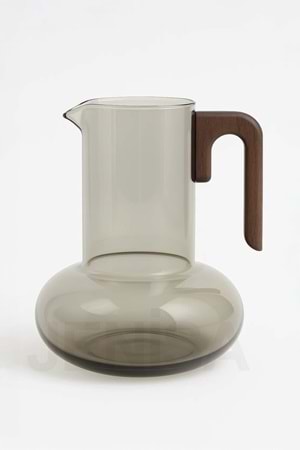 Borosilikat Cam Sürahi 1200 ml – Şeffaf Füme Akasya Saplı