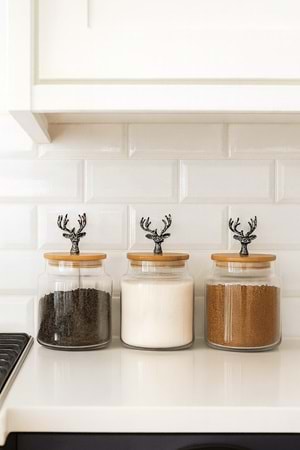 3'lü Metal Siyah Geyik Figürlü Bambu Kapaklı Cam Kavanoz – Şık Saklama Kabı 635 cc