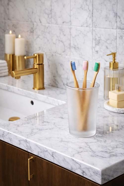 Buzlu Cam Diş Fırçalık – Şık ve Modern Banyo Düzenleyici Organizeri